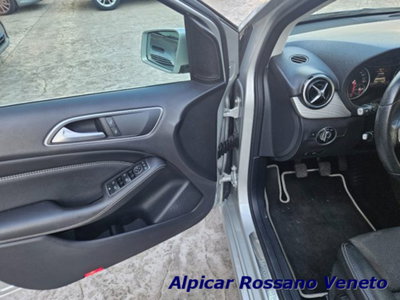 Mercedes-Benz Classe B 180 Premium (10)