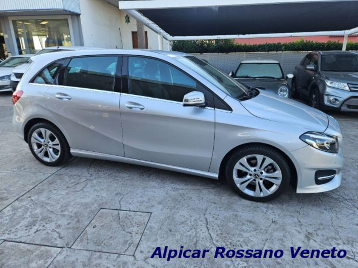 Mercedes-Benz Classe B 180 Premium (3)