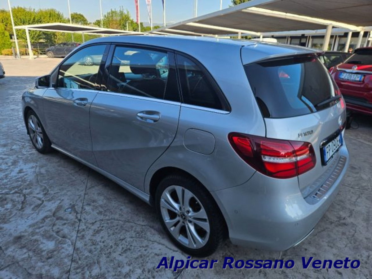 Mercedes-Benz Classe B 180 Premium (8)