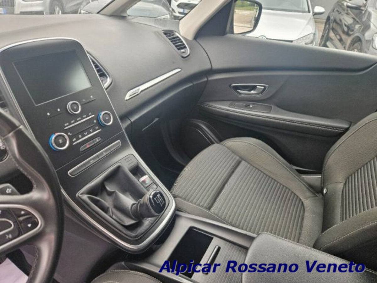 Renault Grand Scénic 1.7 blue dci Business 150cv (13)