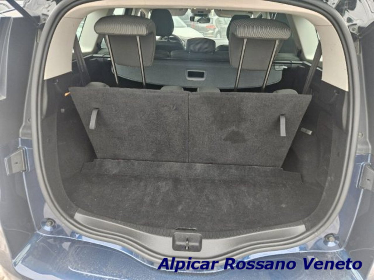 Renault Grand Scénic 1.7 blue dci Business 150cv (20)