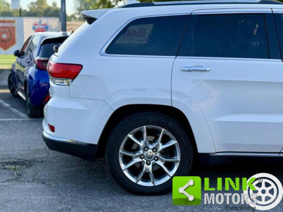 Jeep Grand Cherokee 3.0 V6 CRD 250 CV Multijet II Summit (19)