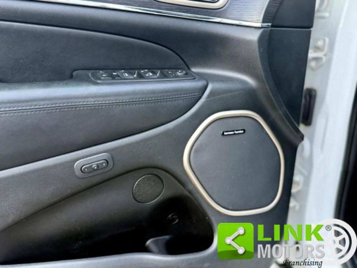 Jeep Grand Cherokee 3.0 V6 CRD 250 CV Multijet II Summit (20)