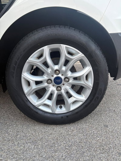 Ford EcoSport 1.5 TDCi 95 CV Titanium S (17)