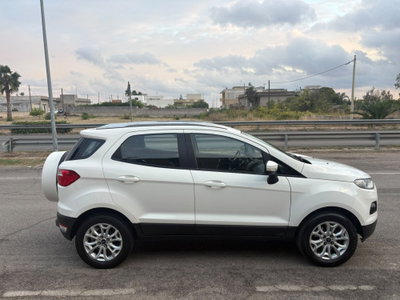Ford EcoSport 1.5 TDCi 95 CV Titanium S (4)