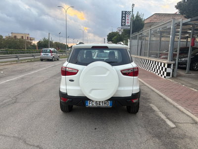 Ford EcoSport 1.5 TDCi 95 CV Titanium S (6)