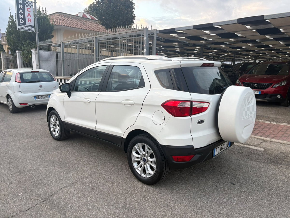 Ford EcoSport 1.5 TDCi 95 CV Titanium S (7)