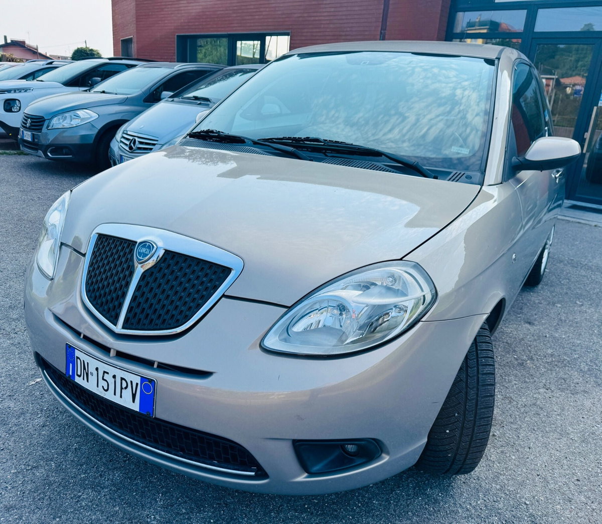 Lancia Ypsilon 1.2 Platino