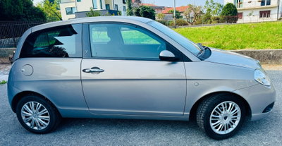 Lancia Ypsilon 1.2 Platino (4)