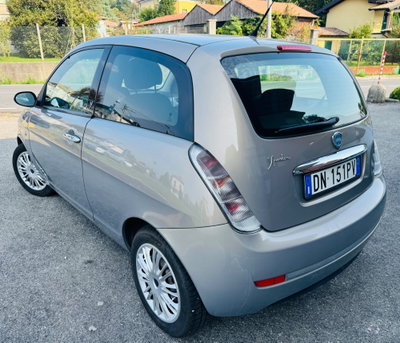 Lancia Ypsilon 1.2 Platino (7)
