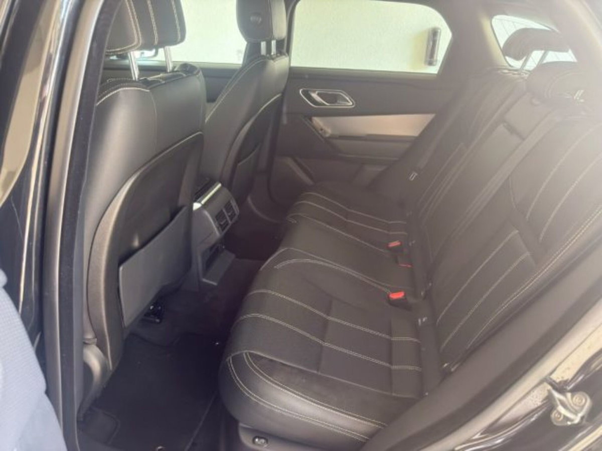 Land Rover Range Rover Velar 2.0D I4 240 CV R-Dynamic S (19)