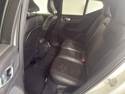 Volvo XC40 D4 AWD Geartronic R-design (12)