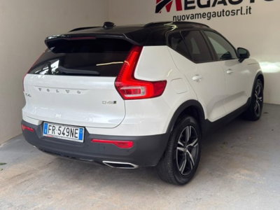 Volvo XC40 D4 AWD Geartronic R-design (5)