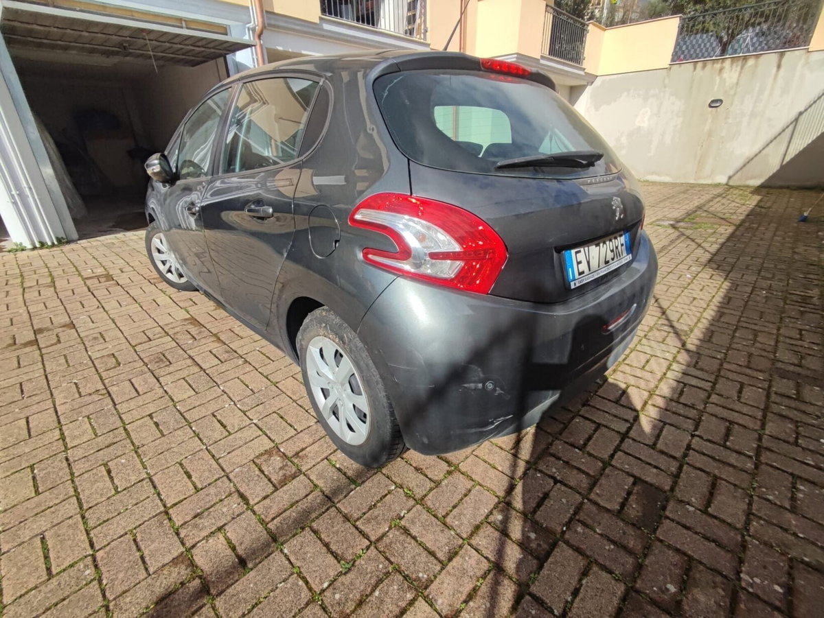 Peugeot 208 82 5 porte Allure (7)