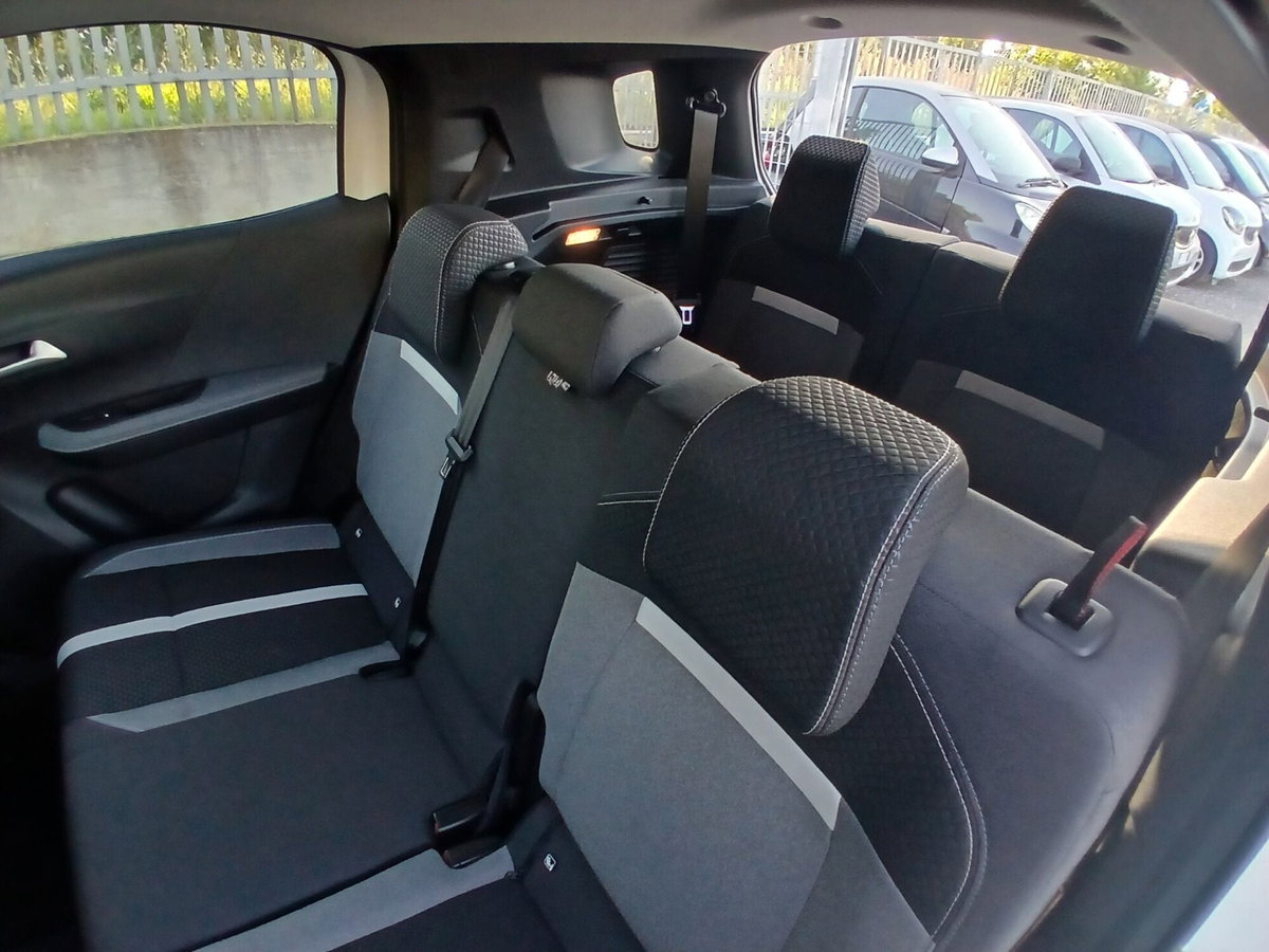 Opel Frontera 1.2 hybrid GS 145cv edct 7p.ti (20)