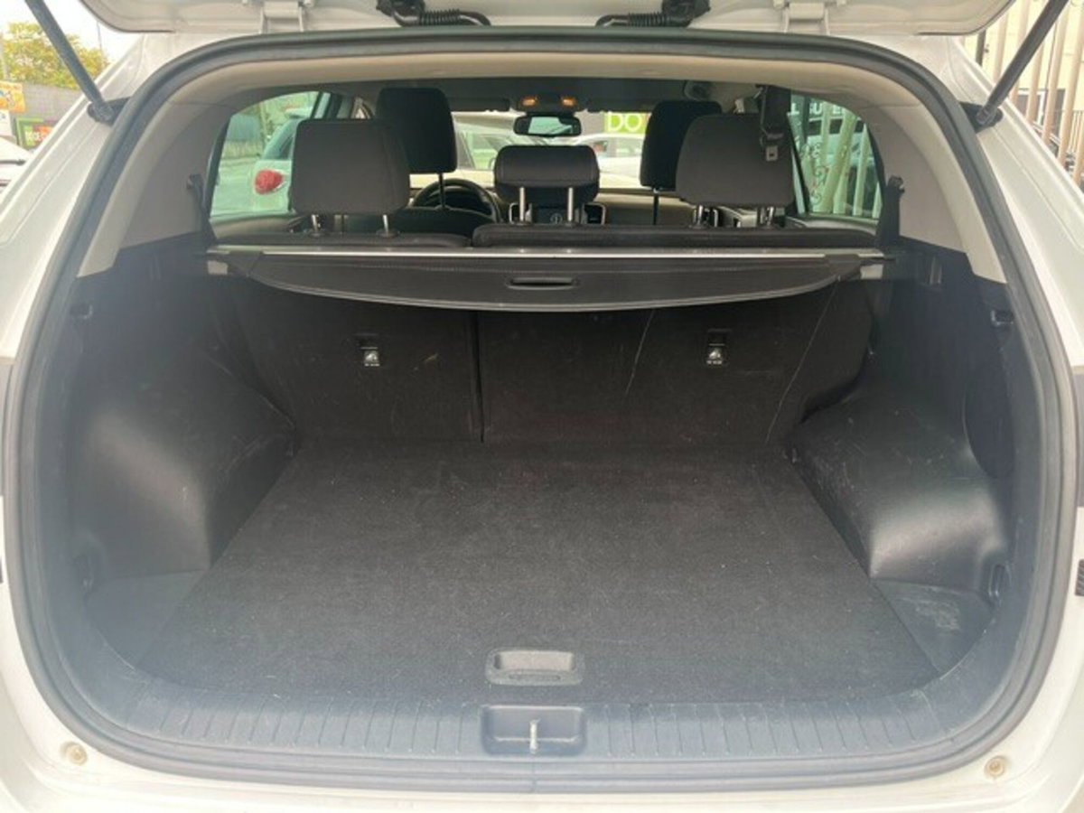Kia Sportage 1.7 CRDI 2WD Cool (10)
