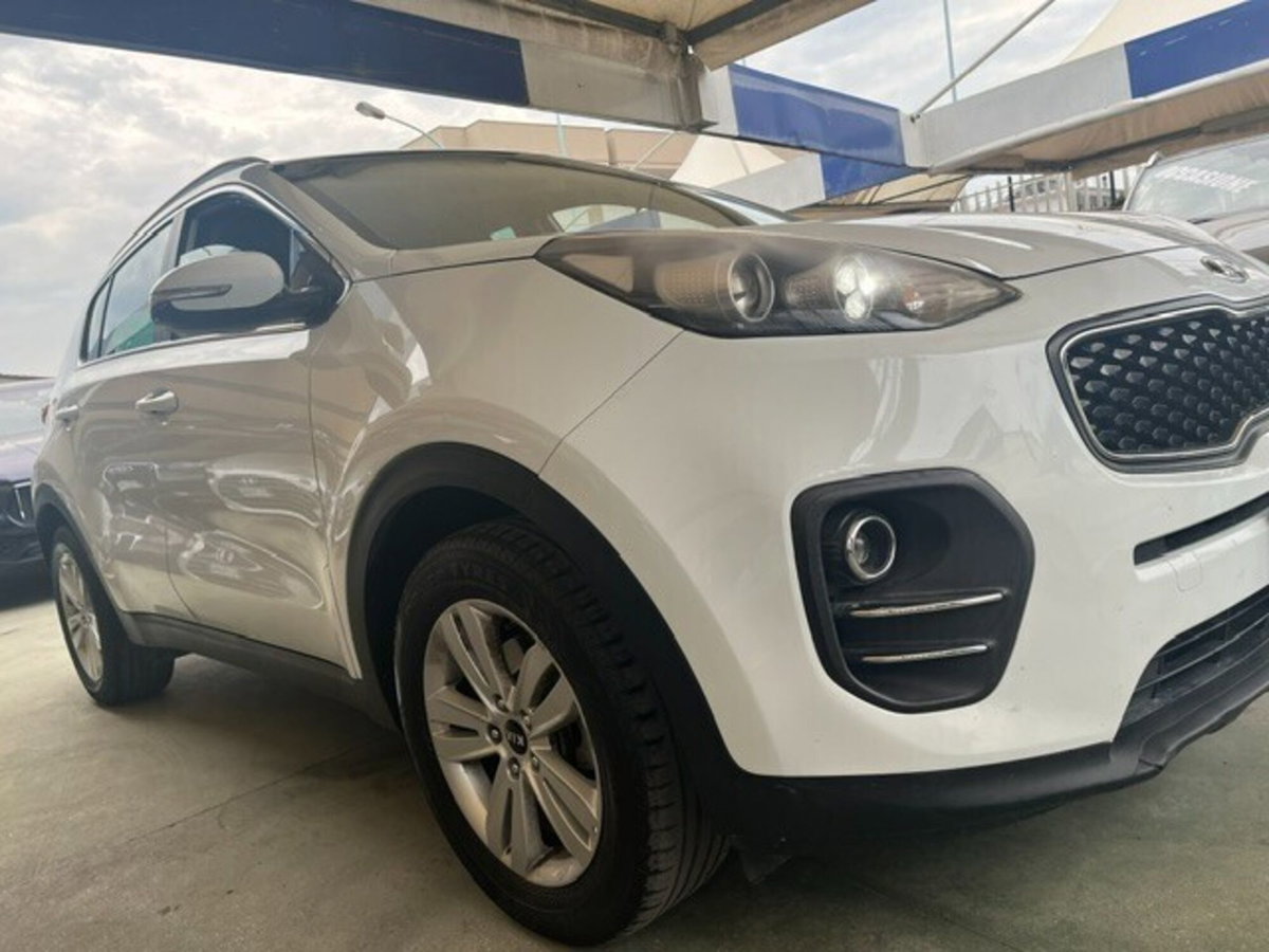 Kia Sportage 1.7 CRDI 2WD Cool (3)