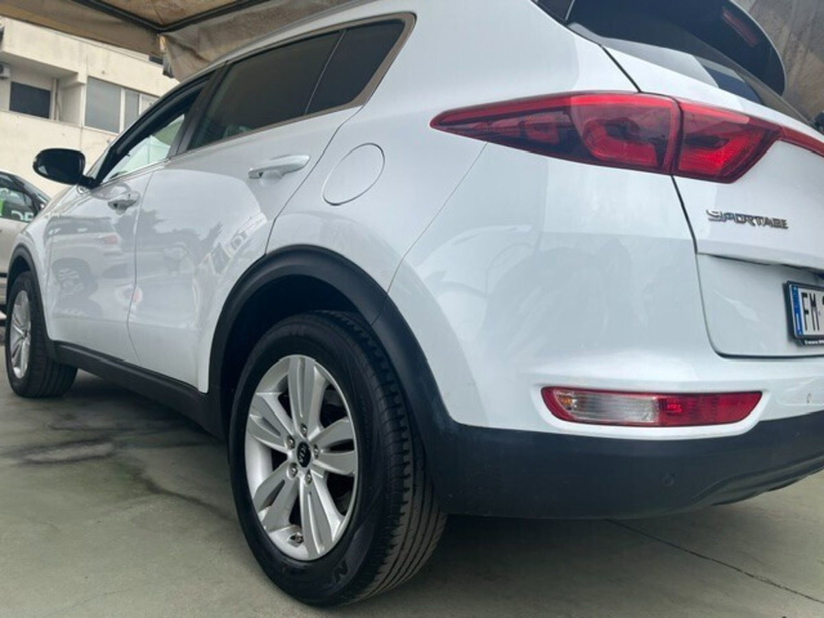 Kia Sportage 1.7 CRDI 2WD Cool (4)