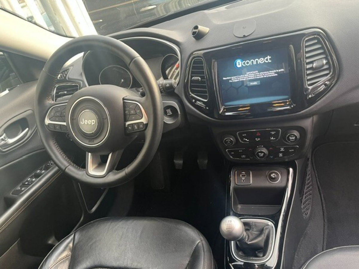 Jeep Compass 1.6 Multijet II 2WD Limited (10)