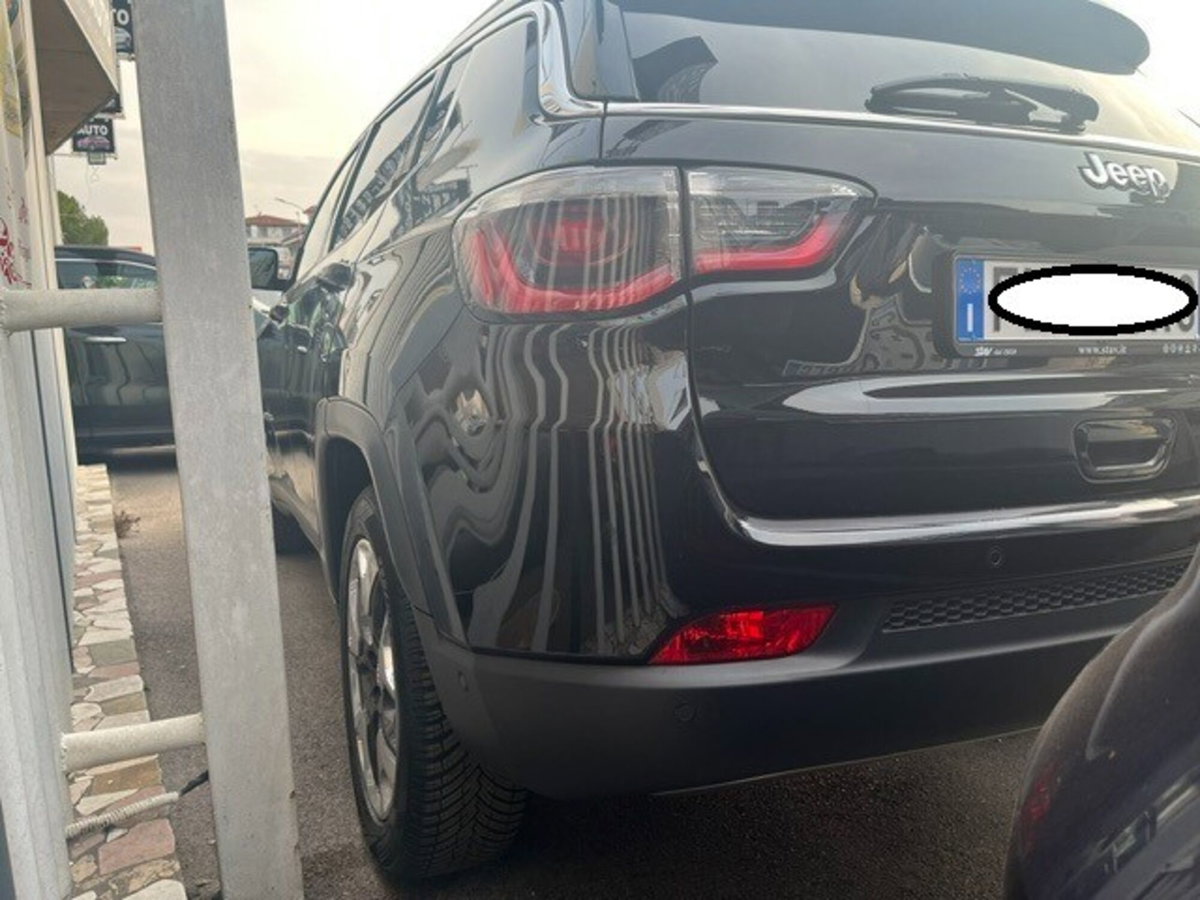Jeep Compass 1.6 Multijet II 2WD Limited (6)