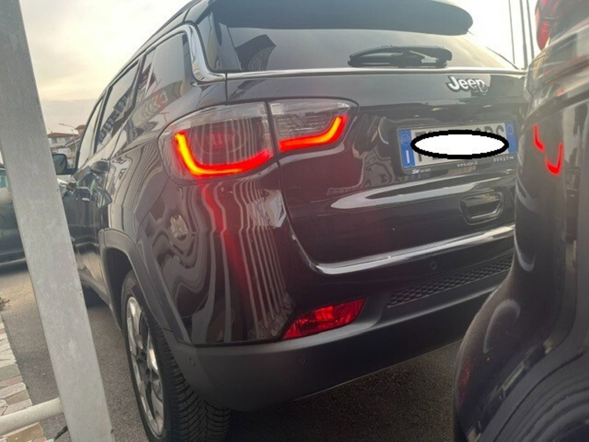 Jeep Compass 1.6 Multijet II 2WD Limited (7)