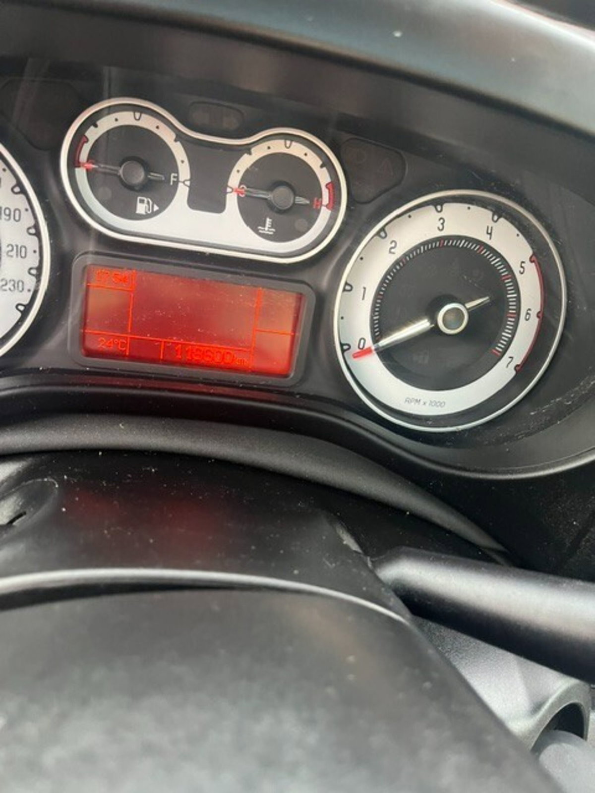 Fiat 500L 1.3 Multijet 85 CV Trekking (8)