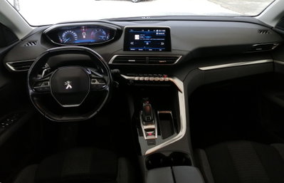 Peugeot 3008 BlueHDi 130 S&S Allure (3)