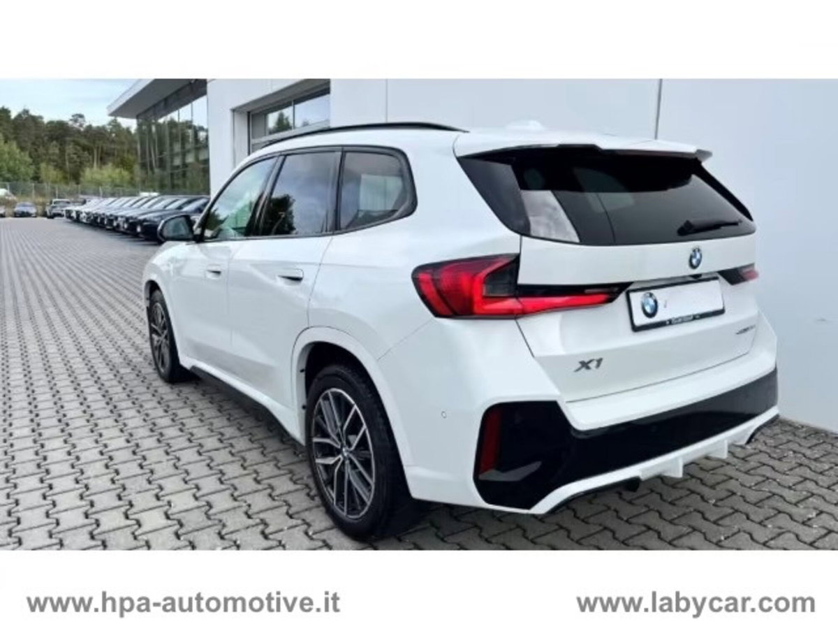 BMW X1 xDrive 20d Msport (2)