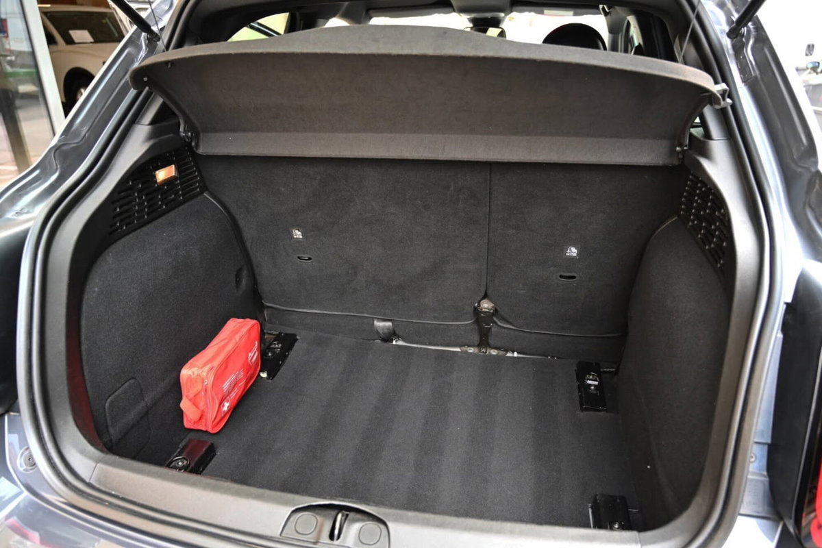 Fiat 500X 1.3 MultiJet 95 CV Sport Dolcevita (19)
