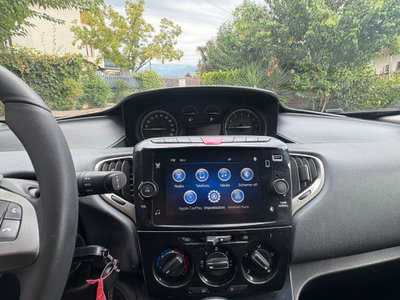 Lancia Ypsilon 1.0 FireFly 5 porte S&S Hybrid Gold Plus (4)