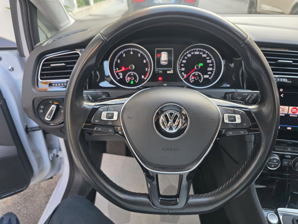 Volkswagen Golf 1.4 TGI DSG 5p. Highline BlueMotion (18)