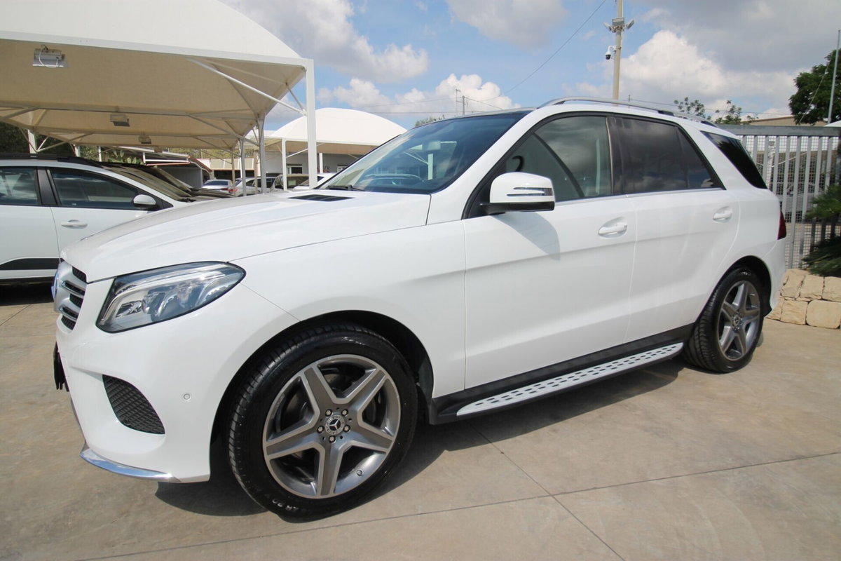 Mercedes-Benz GLE SUV 250 d 4Matic Premium Plus (3)
