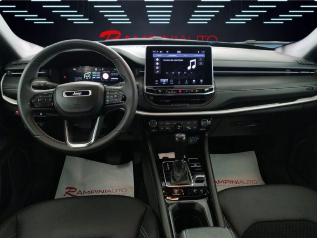 Jeep Compass 1.3 T4 190CV PHEV AT6 4xe 80° Anniversario (12)