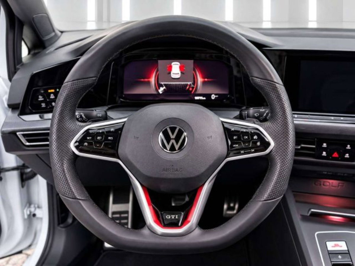 Volkswagen Golf 2.0 tsi GTI MT Ultimate 245cv (9)