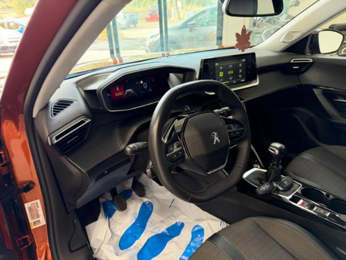 Peugeot 2008 BlueHDi 110 S&S Allure Pack (12)