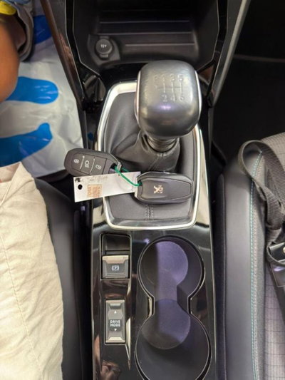 Peugeot 2008 BlueHDi 110 S&S Allure Pack (15)