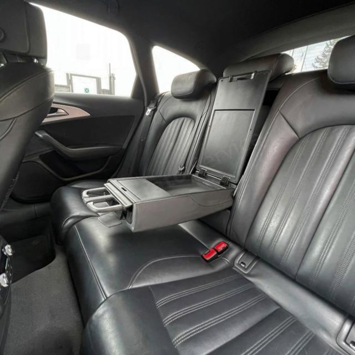 Audi A6 Avant 2.0 TDI 190 CV ultra S tronic Business (12)