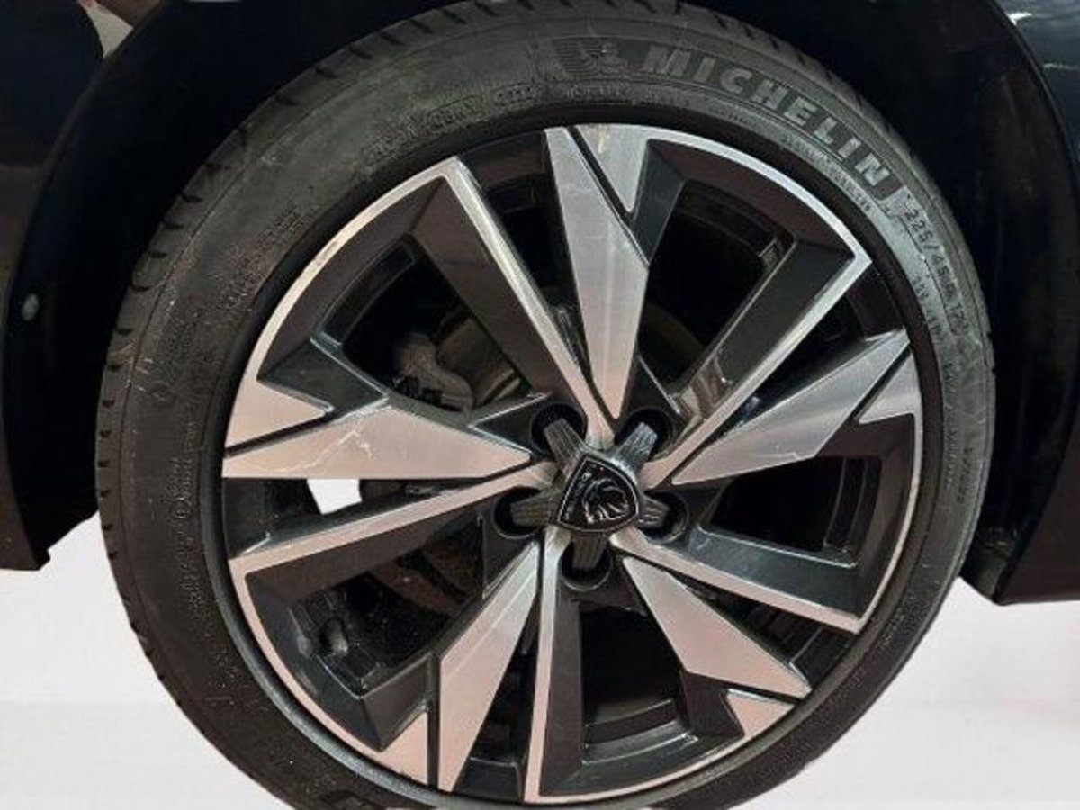 Peugeot 308 BlueHDi 130 S&S Allure (6)
