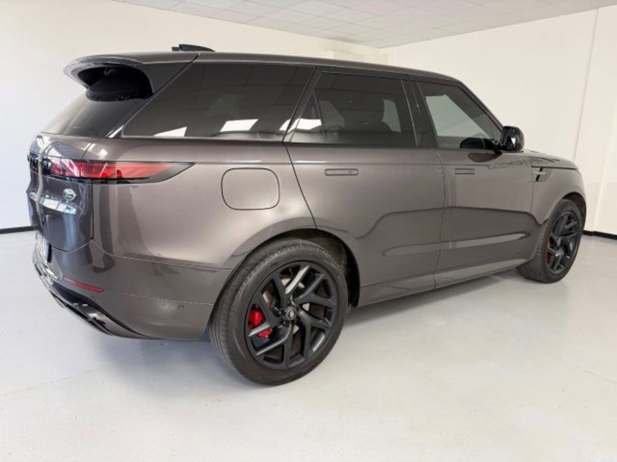 Land Rover Range Rover Sport 3.0D l6 249 CV HSE Dynamic Stealth (9)