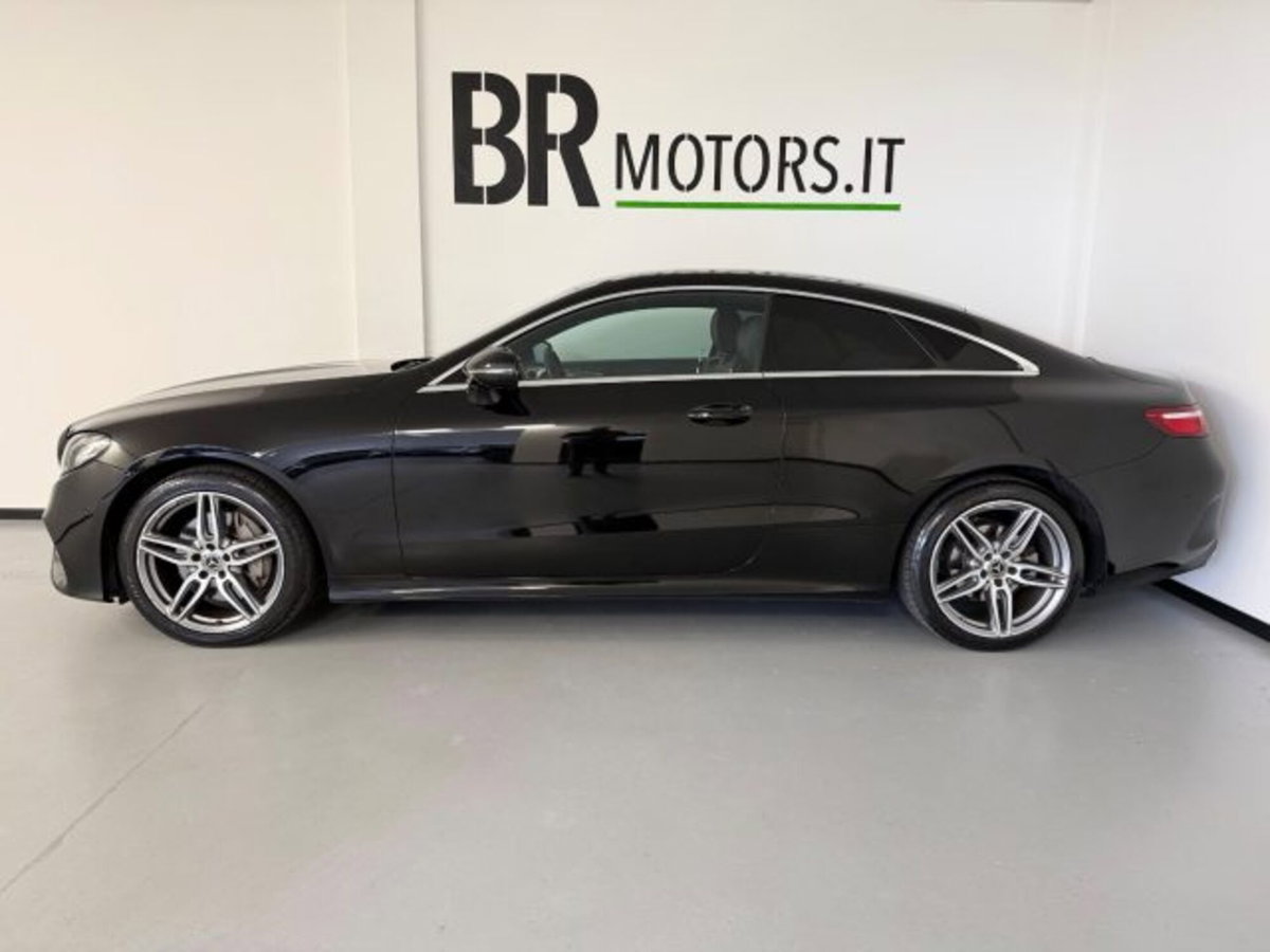 Mercedes-Benz Classe E Coupé 220 d 4Matic Premium (11)