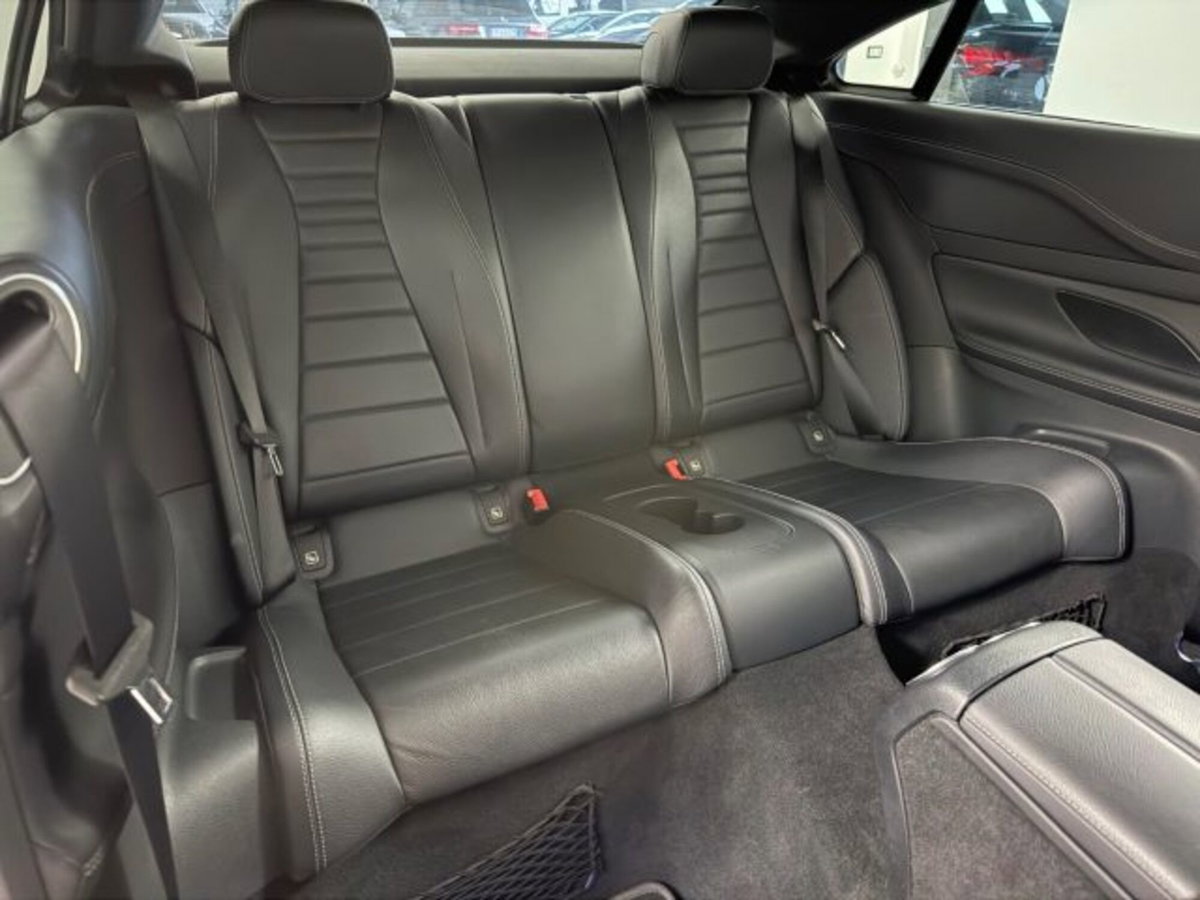 Mercedes-Benz Classe E Coupé 220 d 4Matic Premium (14)