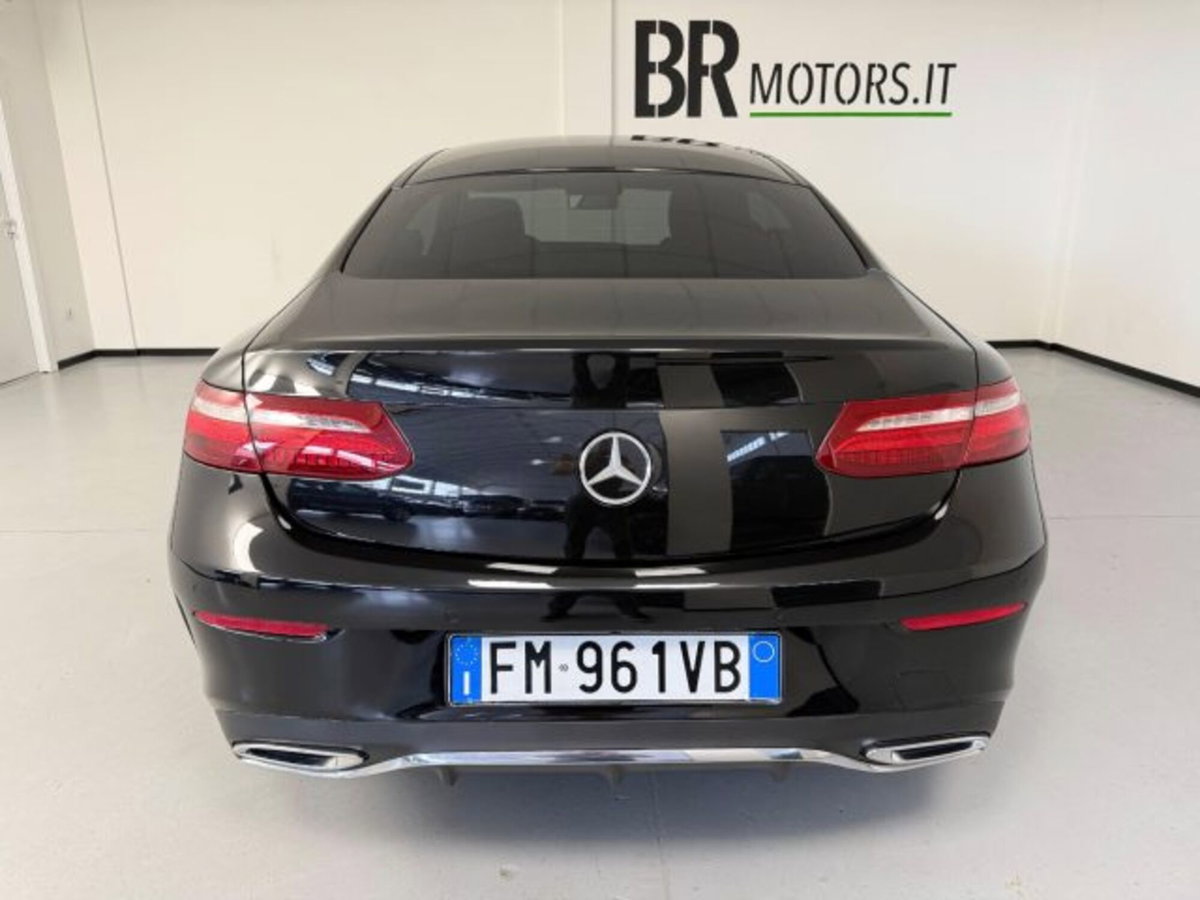 Mercedes-Benz Classe E Coupé 220 d 4Matic Premium (8)