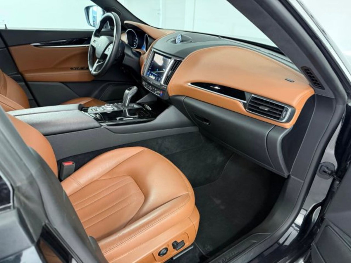 Maserati Levante Levante V6 Diesel AWD Granlusso (6)