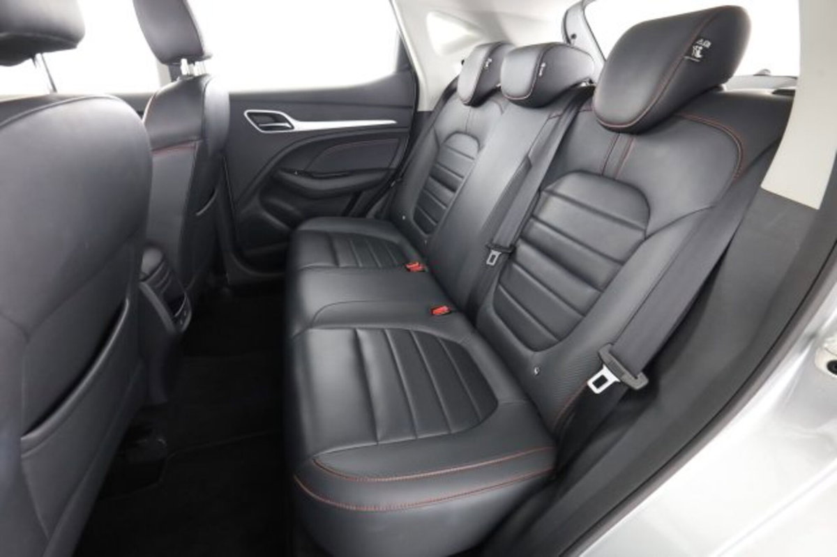 Mg ZS (2021-->) ZS 1.0T-GDI aut. Comfort (3)