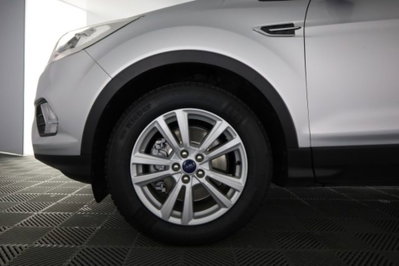 Ford Kuga 1.5 TDCI 120 CV S&S 2WD Powershift Titanium Business (8)
