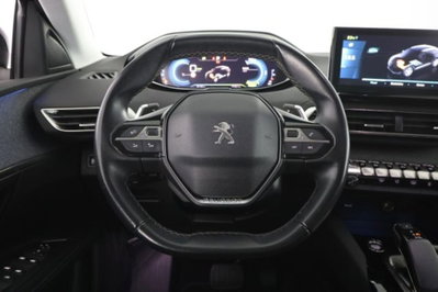 Peugeot 3008 Hybrid 225 e-EAT8 Allure (5)