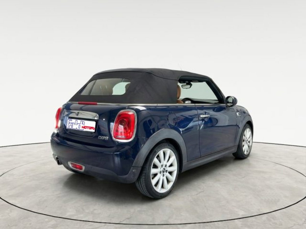 MINI Mini Cabrio 1.5 Cooper Hype Cabrio (3)
