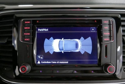 Volkswagen Maggiolino Cabrio 2.0 TDI DSG Design BlueMotion Technology (13)