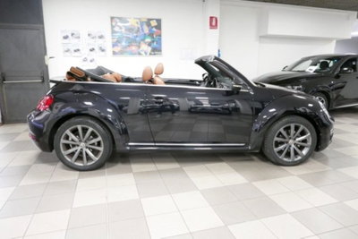 Volkswagen Maggiolino Cabrio 2.0 TDI DSG Design BlueMotion Technology (2)
