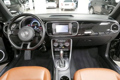 Volkswagen Maggiolino Cabrio 2.0 TDI DSG Design BlueMotion Technology (9)